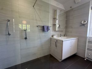 Photo 3- click for photo gallery